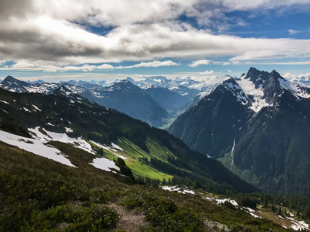 Looking east towards Hannegan peak, Ruth and Sefrit