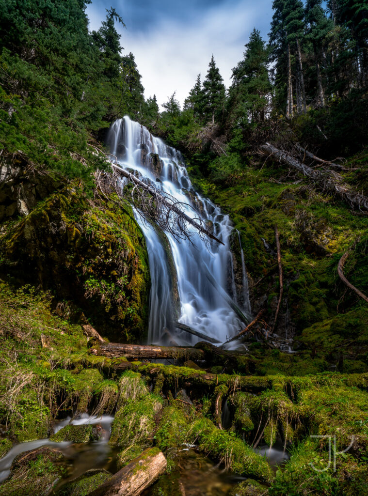 Cloudy days make for great waterfall days | A7R II