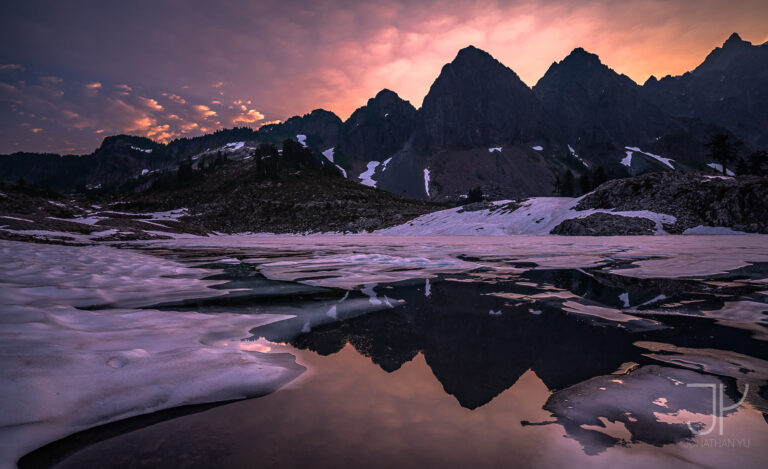 Backpacking, Sunshine, and New Gear in the North Cascades